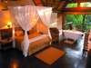 Hluhluwe Lodge - Bedroom 